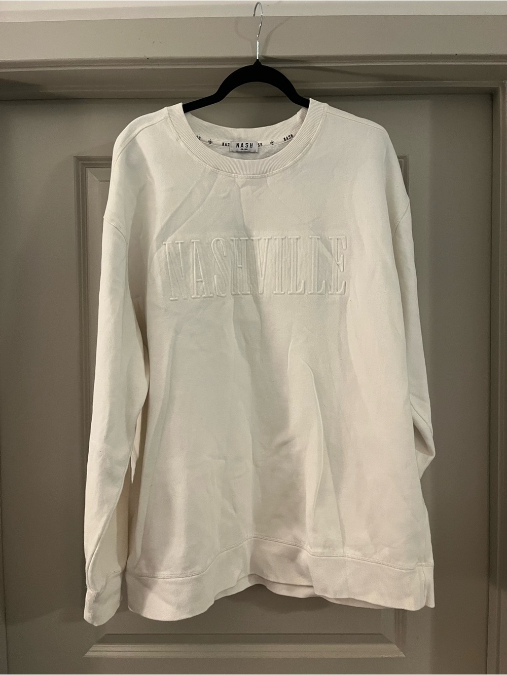 NASHVILLE Nash Collection Embroidered Crewneck Sweatshirt - White